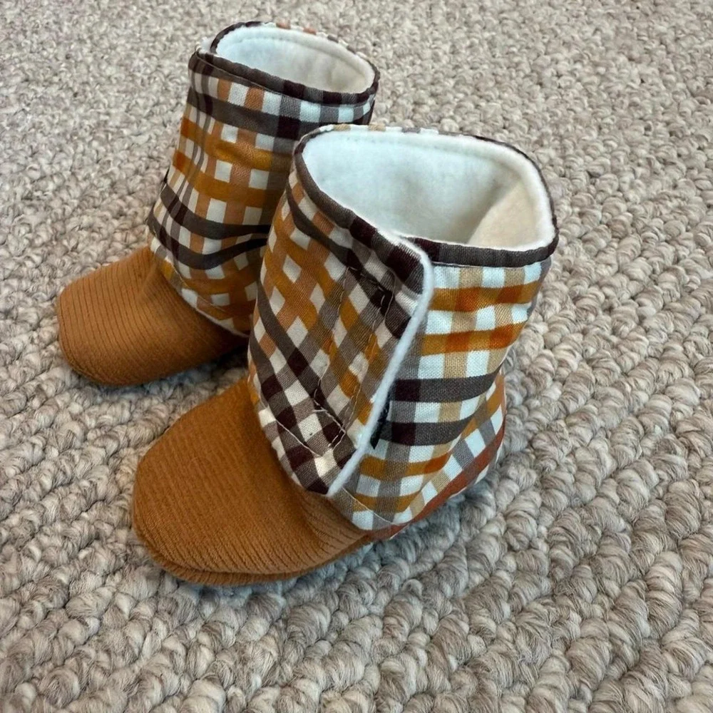 Baby Boy Booties Size‎ 0-6 Months